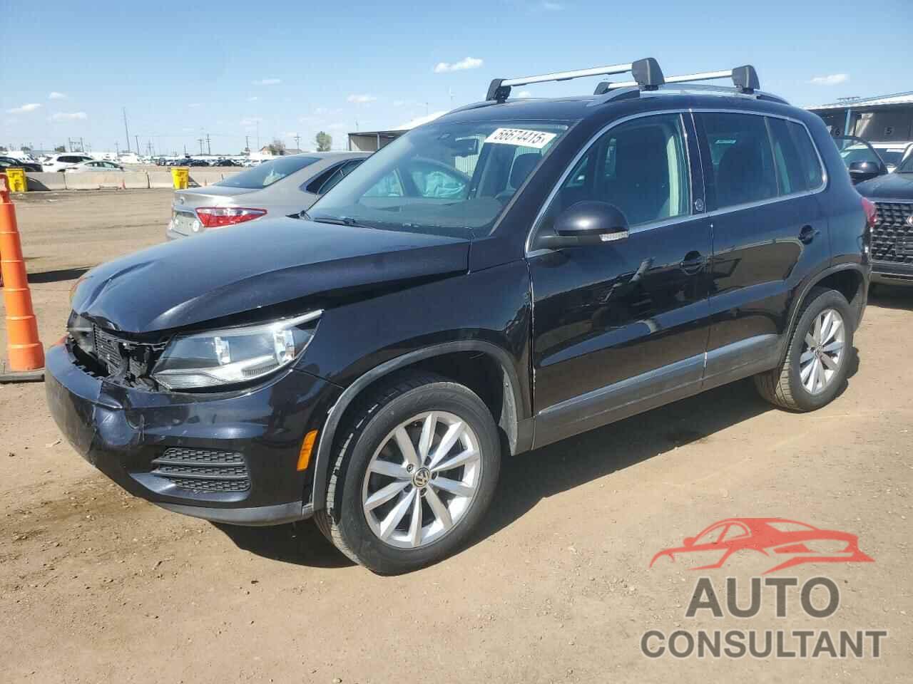 VOLKSWAGEN TIGUAN 2017 - WVGRV7AX3HK005878