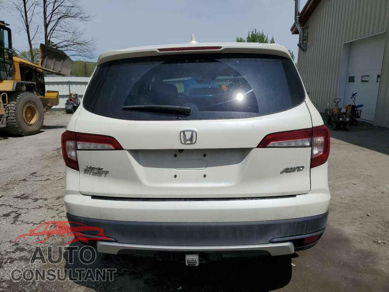 HONDA PILOT 2019 - 5FNYF6H59KB044782