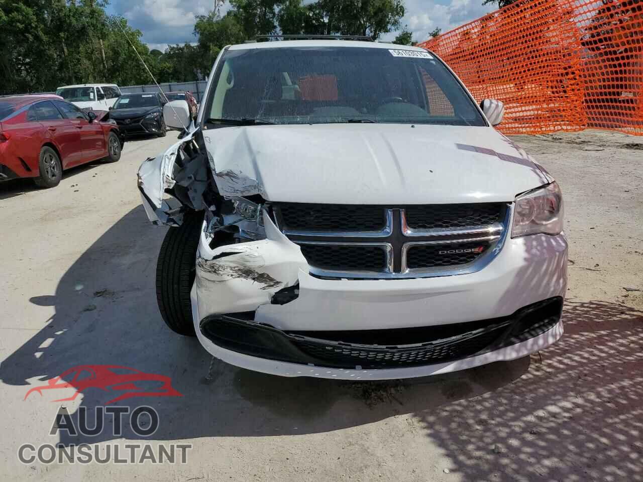 DODGE CARAVAN 2013 - 2C4RDGCG4DR820266