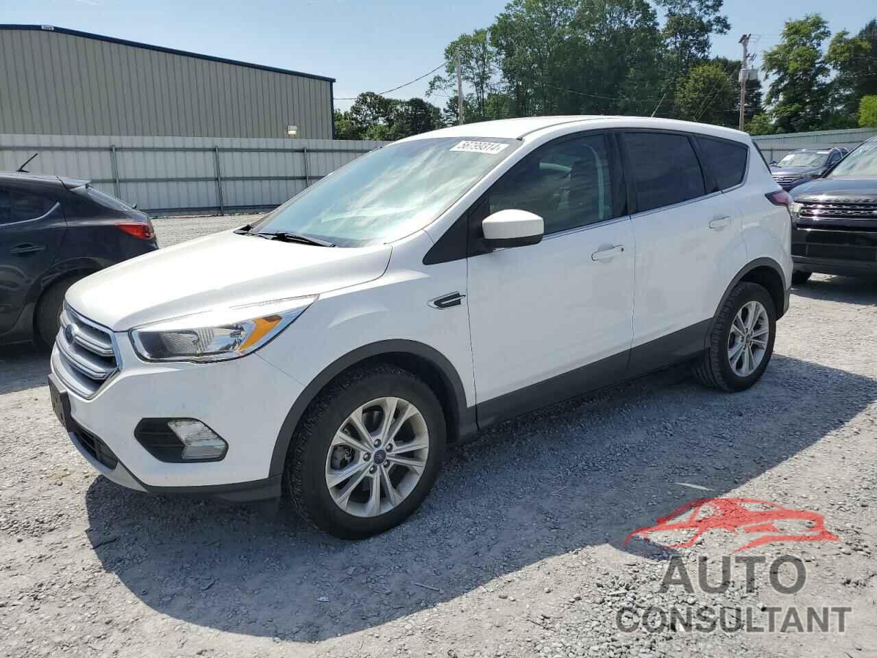 FORD ESCAPE 2017 - 1FMCU9GD8HUD94264