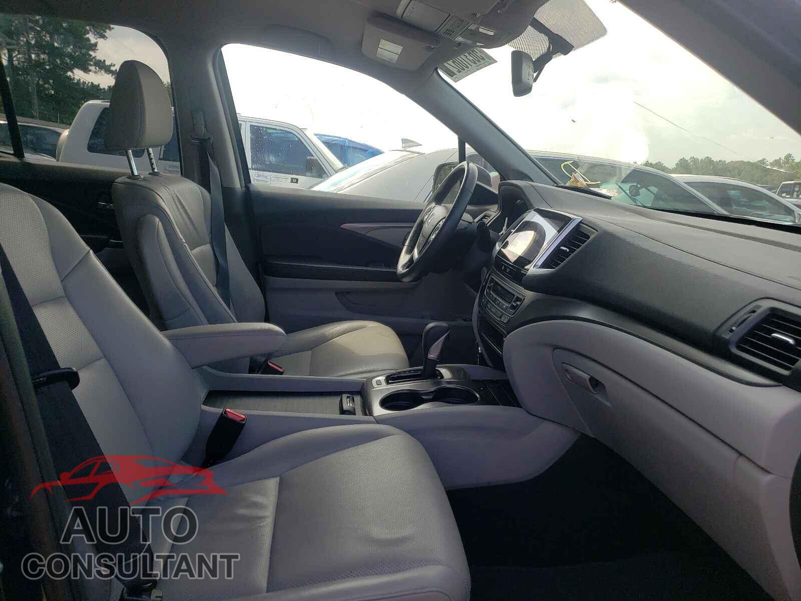 HONDA RIDGELINE 2017 - 5FPYK3F60HB027469