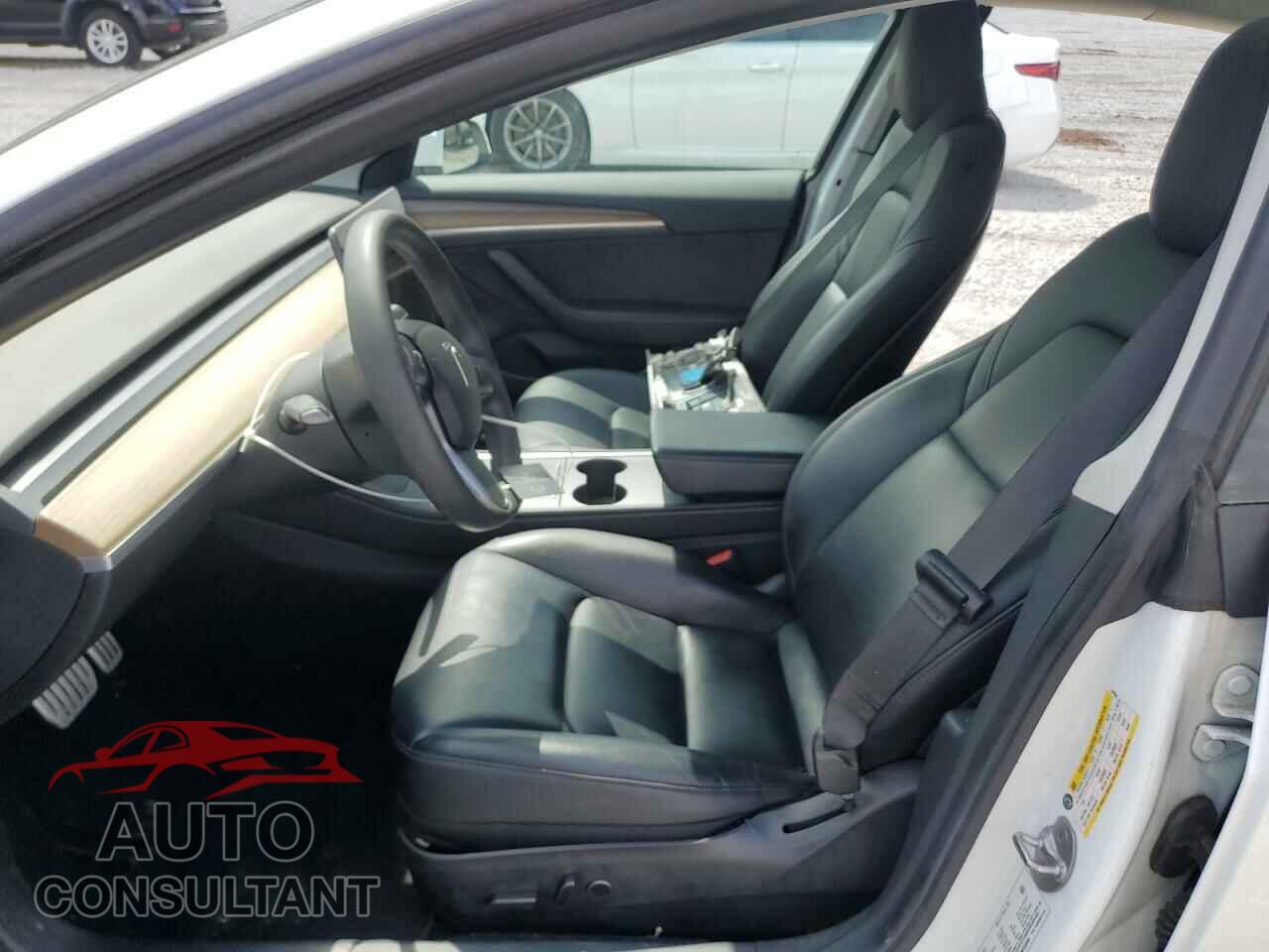 TESLA MODEL 3 2021 - 5YJ3E1EC3MF030866