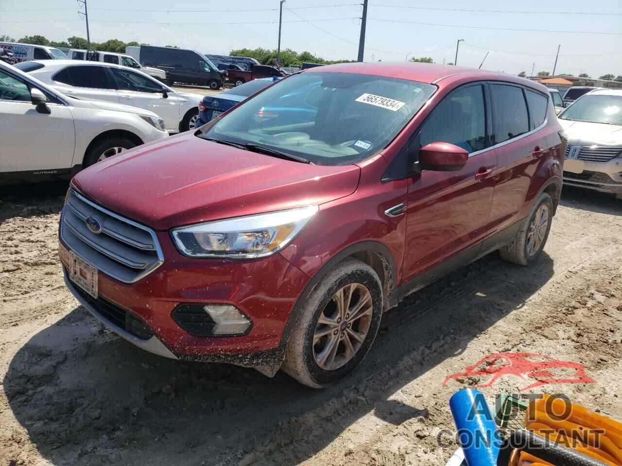 FORD ESCAPE 2017 - 1FMCU0GD9HUF01513