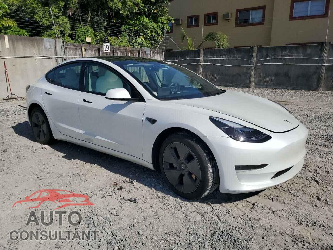 TESLA MODEL 3 2023 - 5YJ3E1EA4PF641072