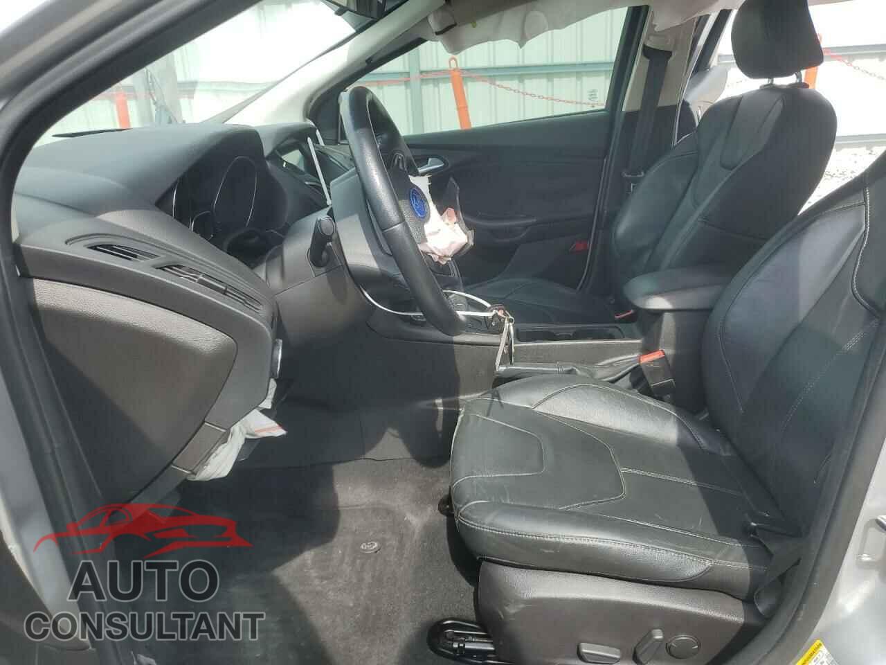 FORD FOCUS 2016 - 1FADP3K24GL201380