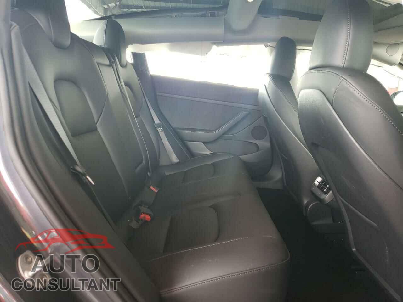 TESLA MODEL 3 2023 - 5YJ3E1EA0PF705219
