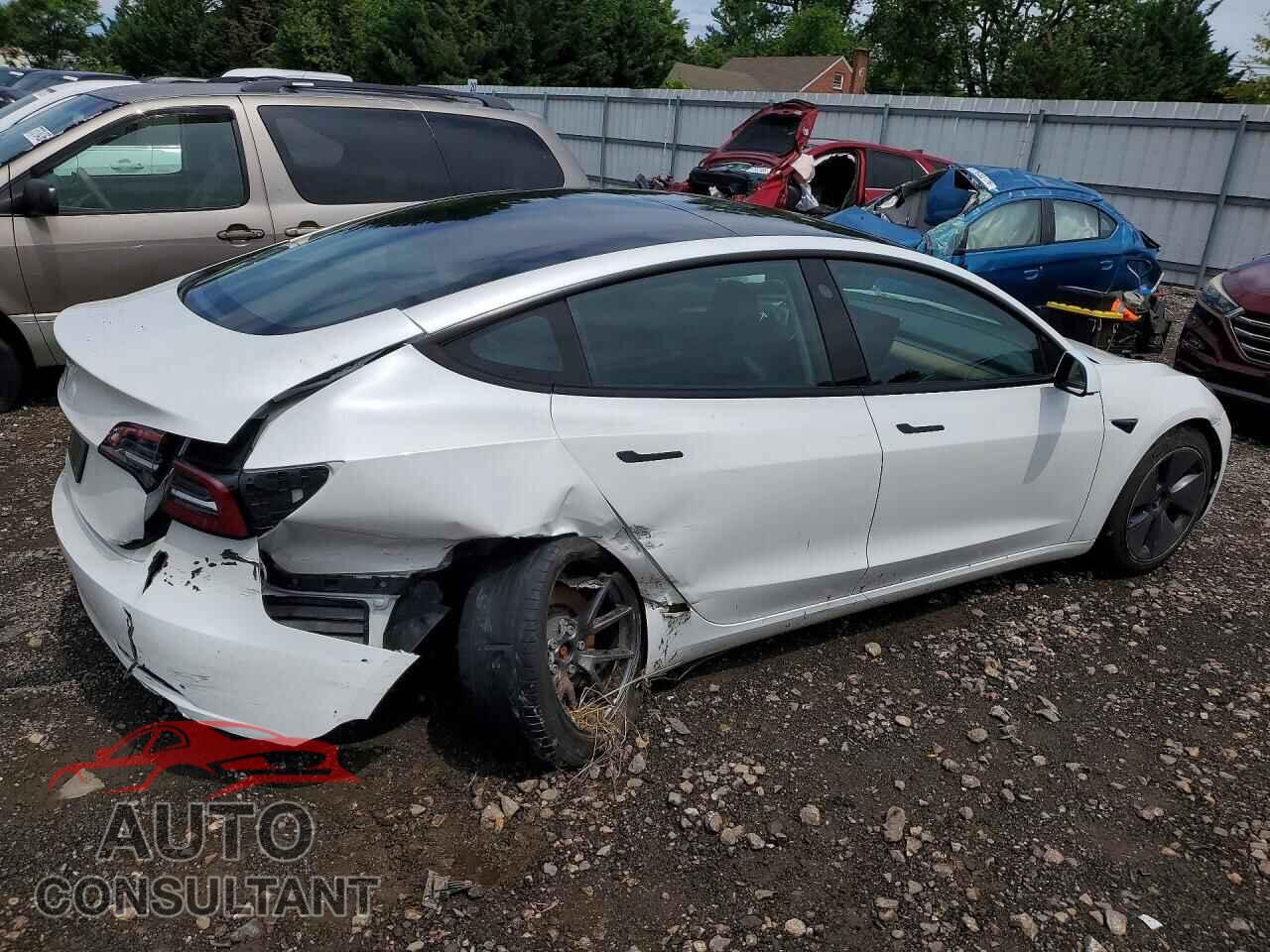 TESLA MODEL 3 2023 - 5YJ3E1EA9PF710872