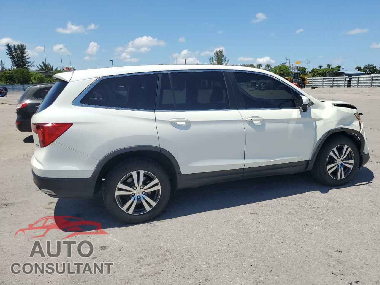 HONDA PILOT 2016 - 5FNYF6H30GB081855
