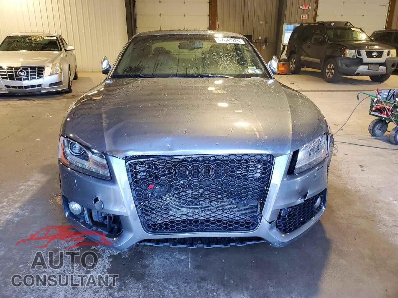 AUDI S5/RS5 2012 - WAUCVAFR2CA019686