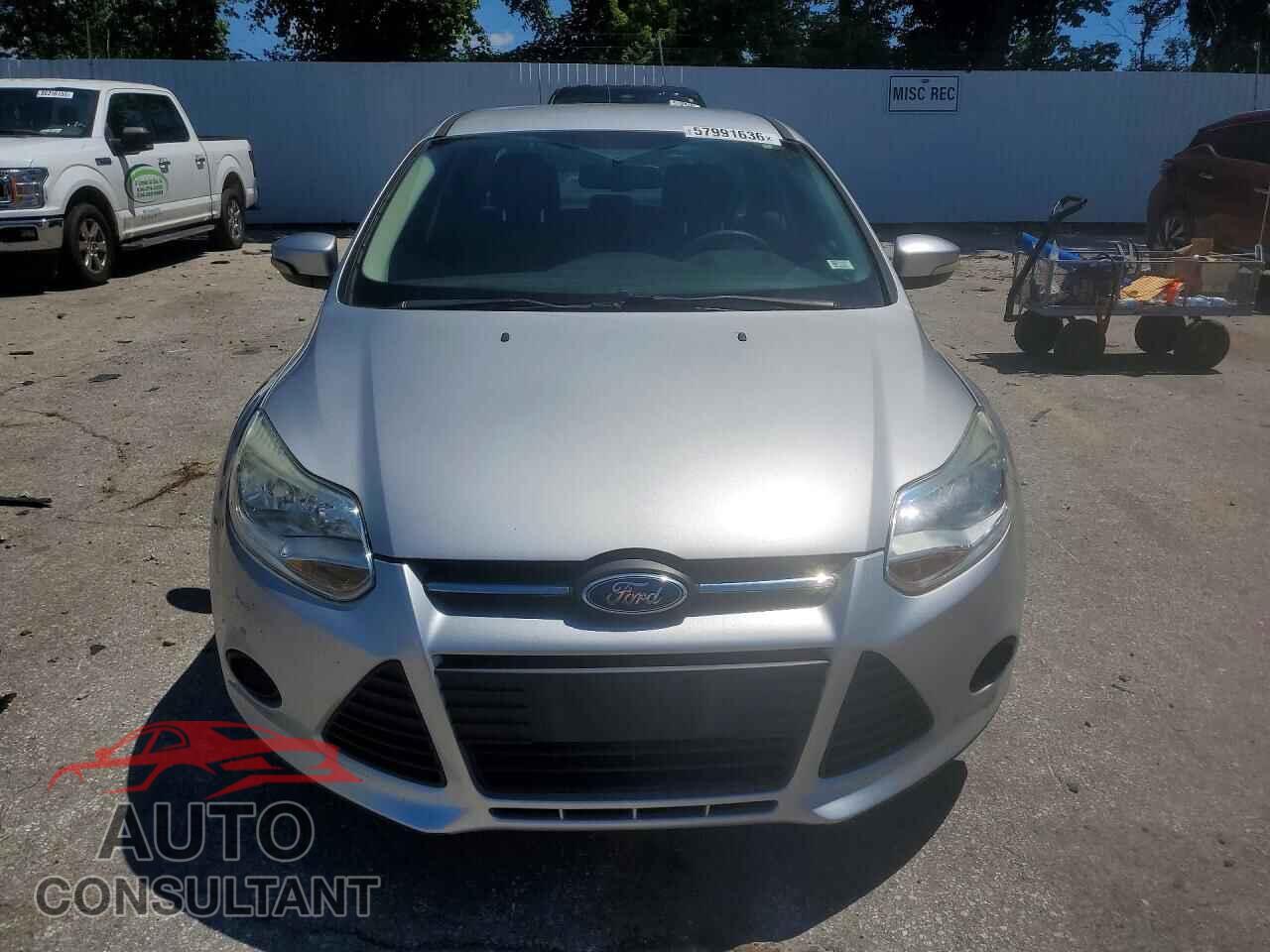FORD FOCUS 2014 - 1FADP3F24EL460801