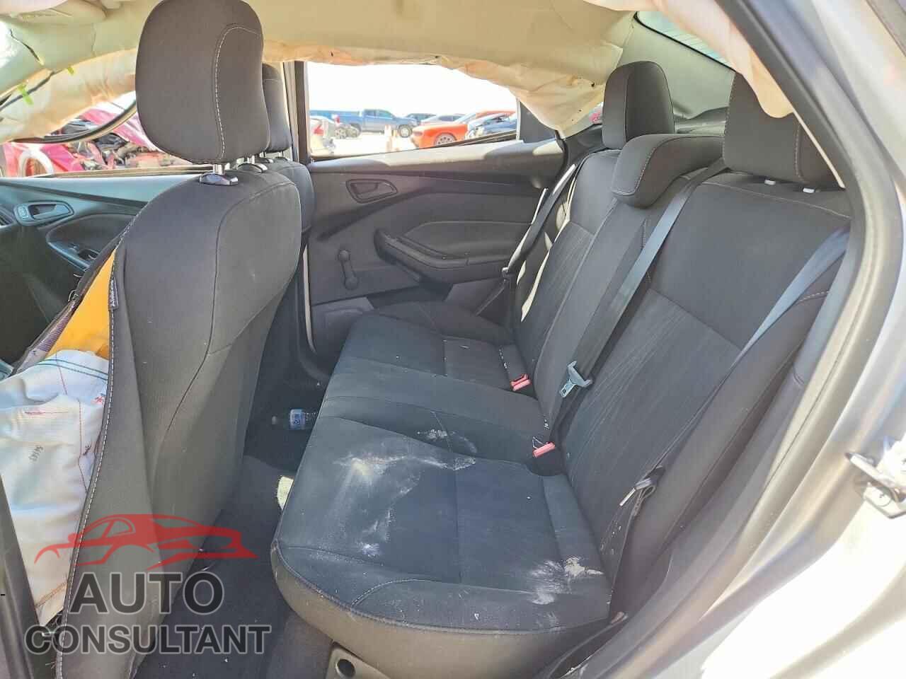 FORD FOCUS 2016 - 1FADP3E29GL328699