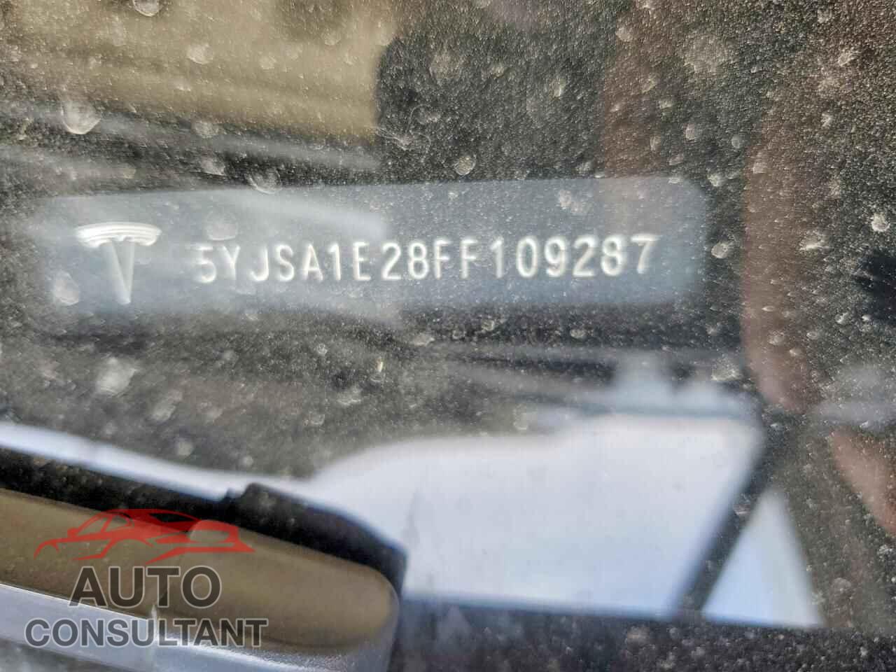 TESLA MODEL S 2015 - 5YJSA1E28FF109287