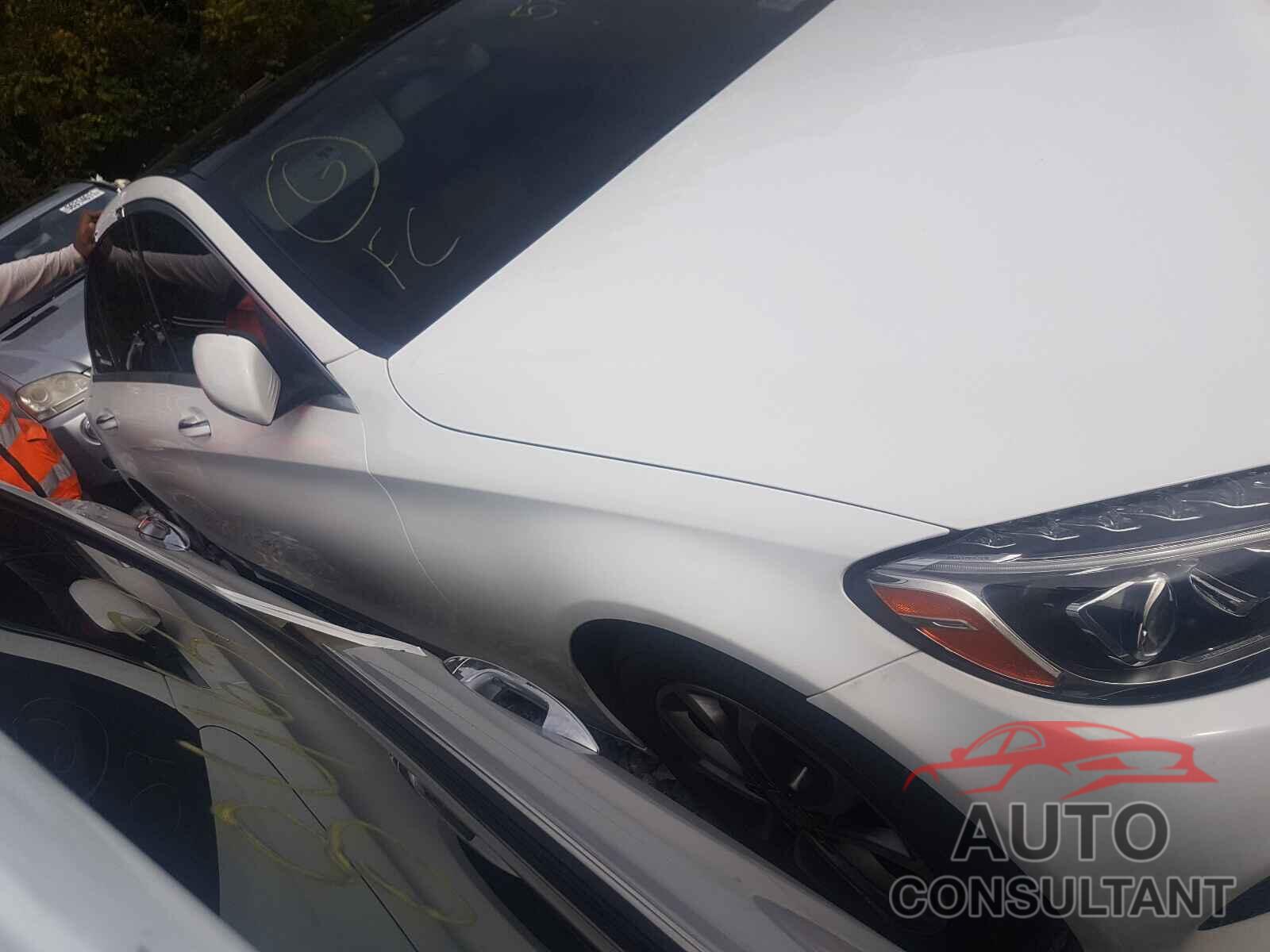 MERCEDES-BENZ C-CLASS 2017 - 55SWF4KB0HU182342
