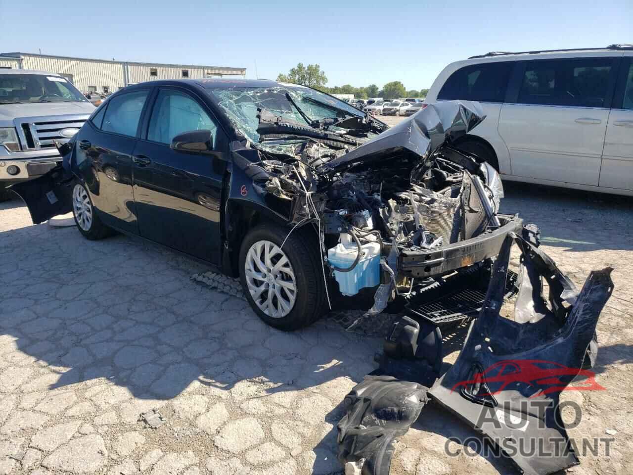 TOYOTA COROLLA 2018 - 5YFBURHE8JP759066