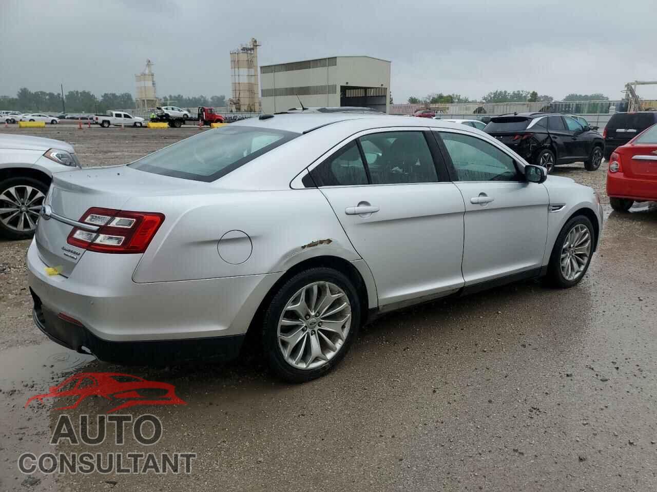 FORD TAURUS 2013 - 1FAHP2F88DG221730