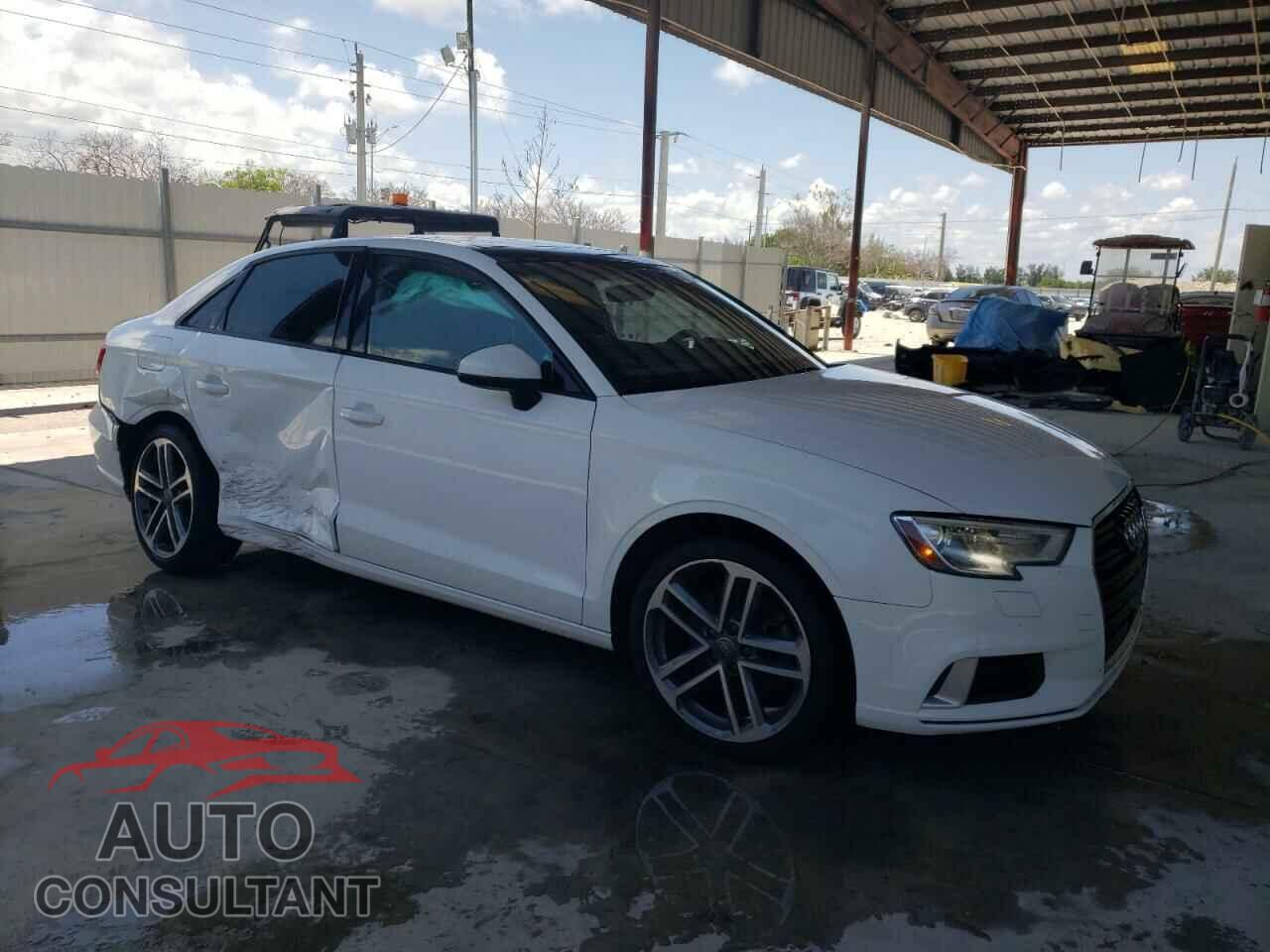 AUDI A3 2017 - WAUAUGFF7H1061149