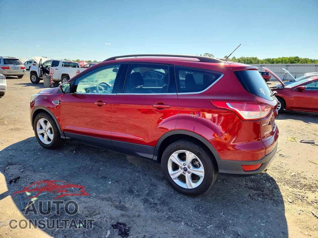FORD ESCAPE 2016 - 1FMCU0GX7GUC20836