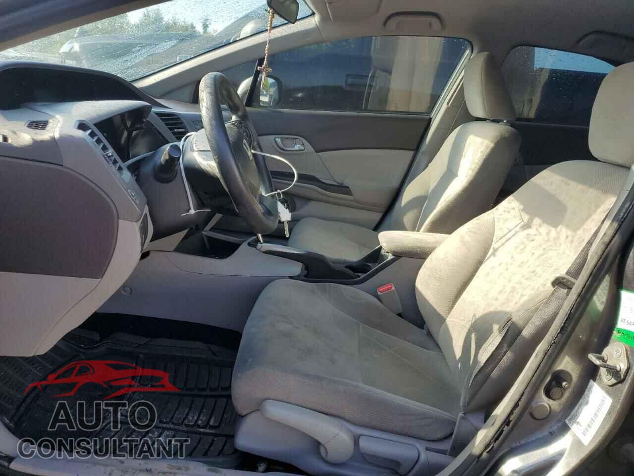 HONDA CIVIC 2012 - 2HGFB2F40CH110476