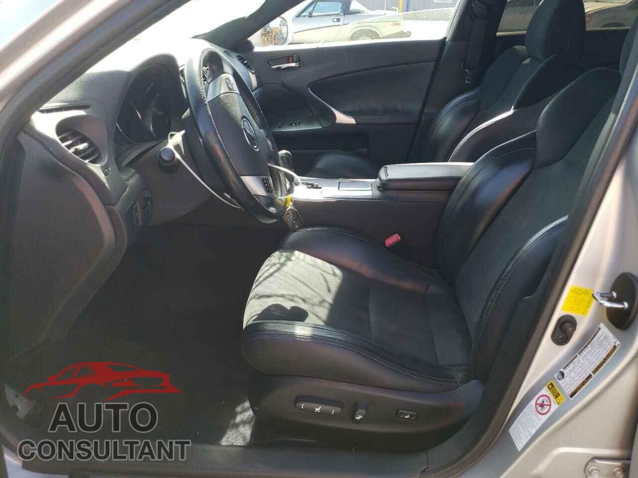LEXUS IS 2012 - JTHBF5C23C5164415