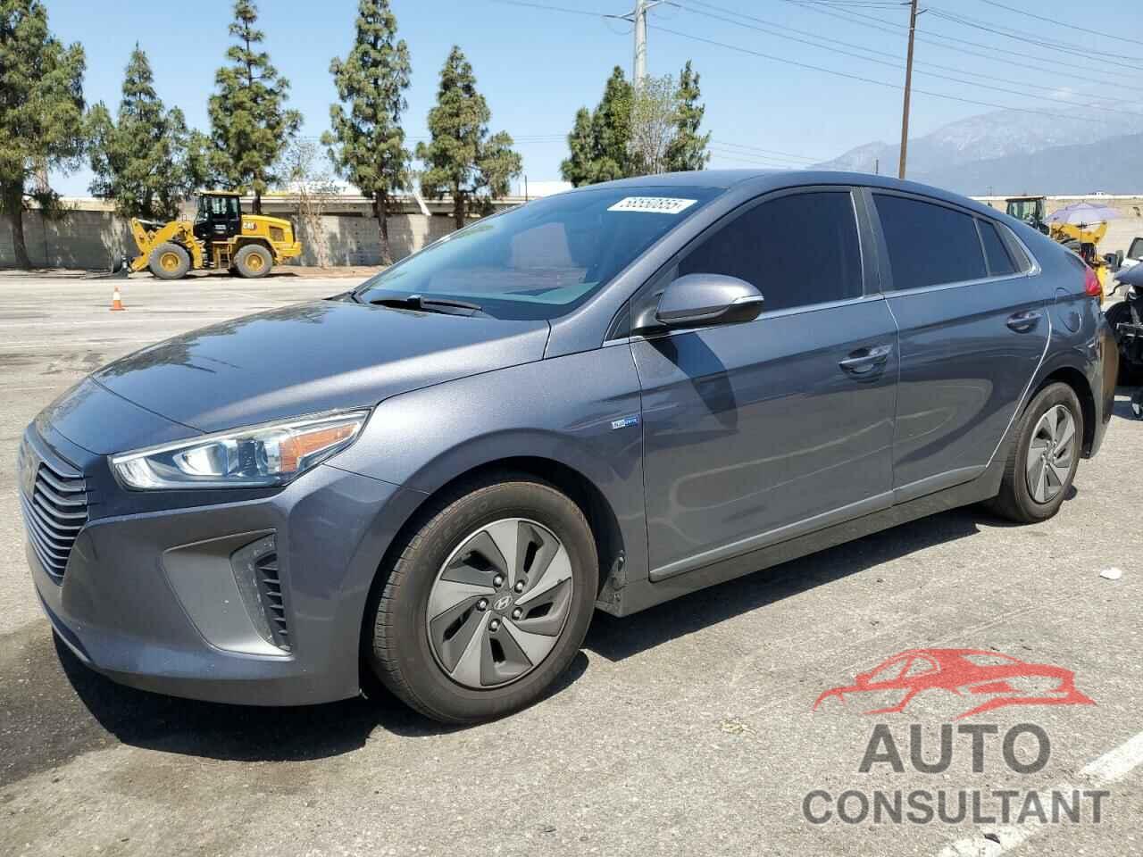 HYUNDAI IONIQ 2017 - KMHC75LC5HU036729