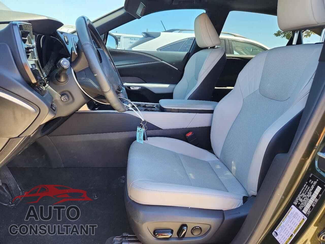 LEXUS UNKNOWN 2023 - 2T2BBMCA3PC003467