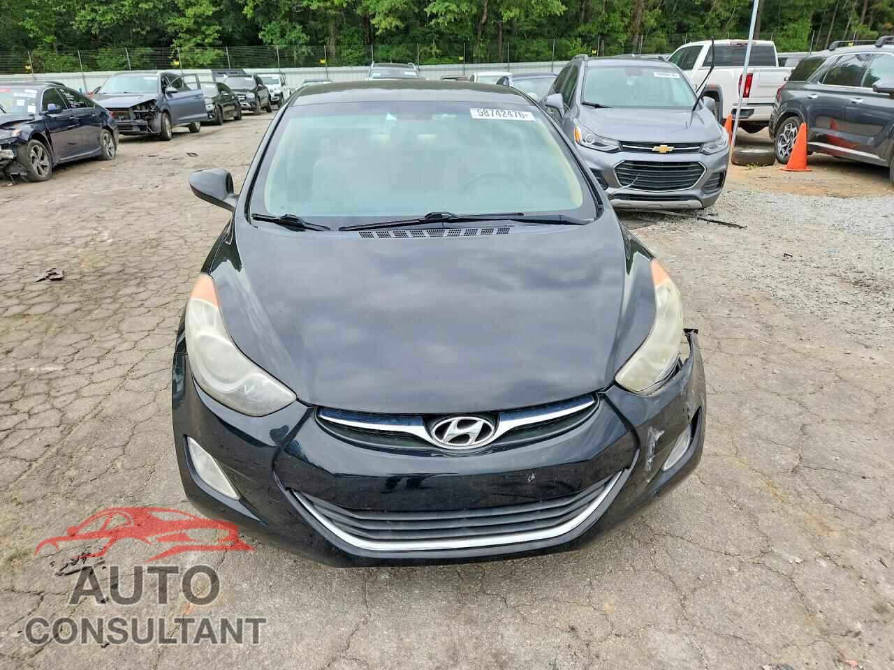 HYUNDAI ELANTRA 2013 - 5NPDH4AE8DH454985
