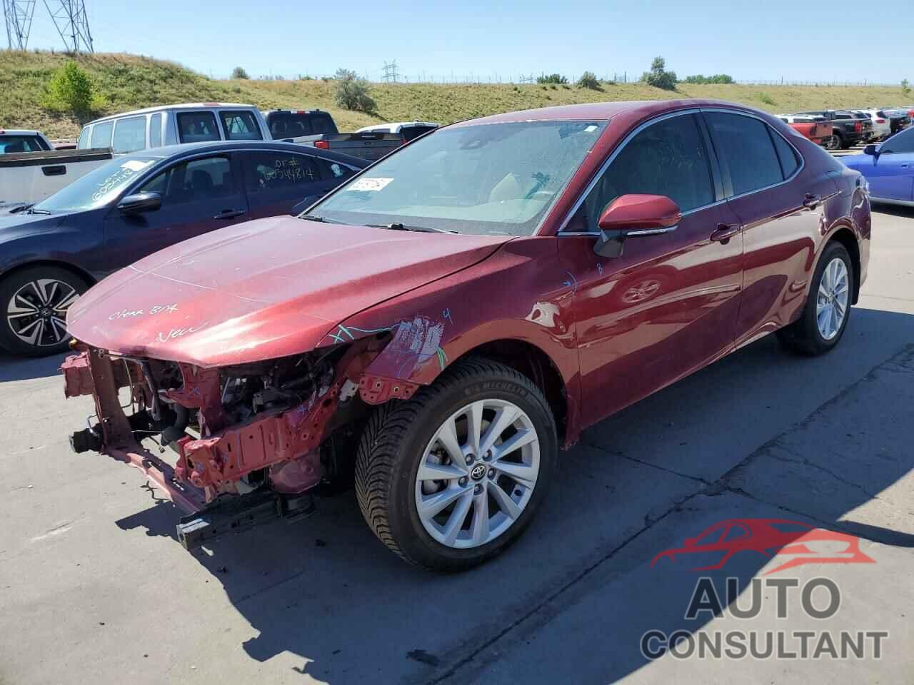 TOYOTA CAMRY 2022 - 4T1C11BK1NU055745