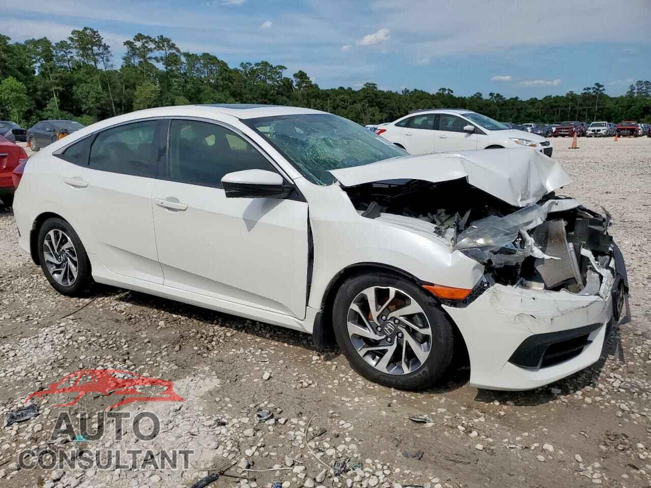 HONDA CIVIC 2018 - 19XFC2F76JE044241