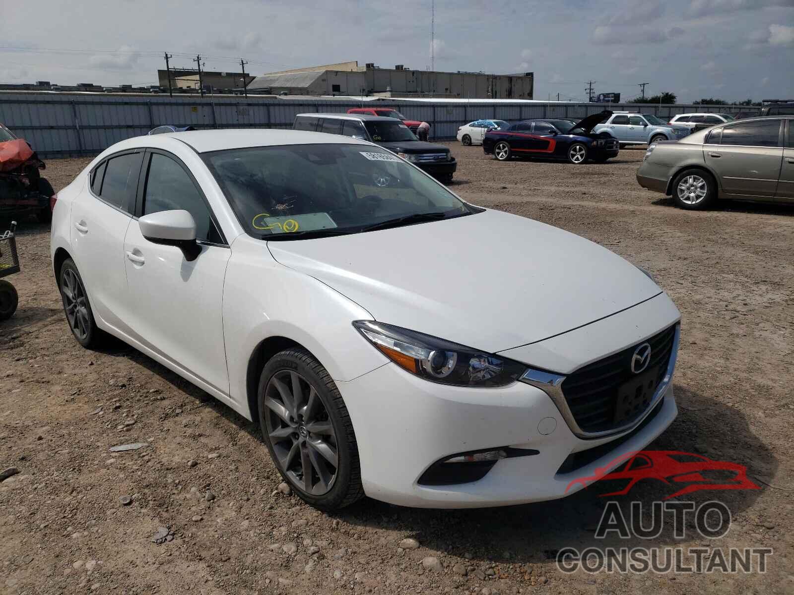 MAZDA 3 2018 - 3MZBN1V36JM271210