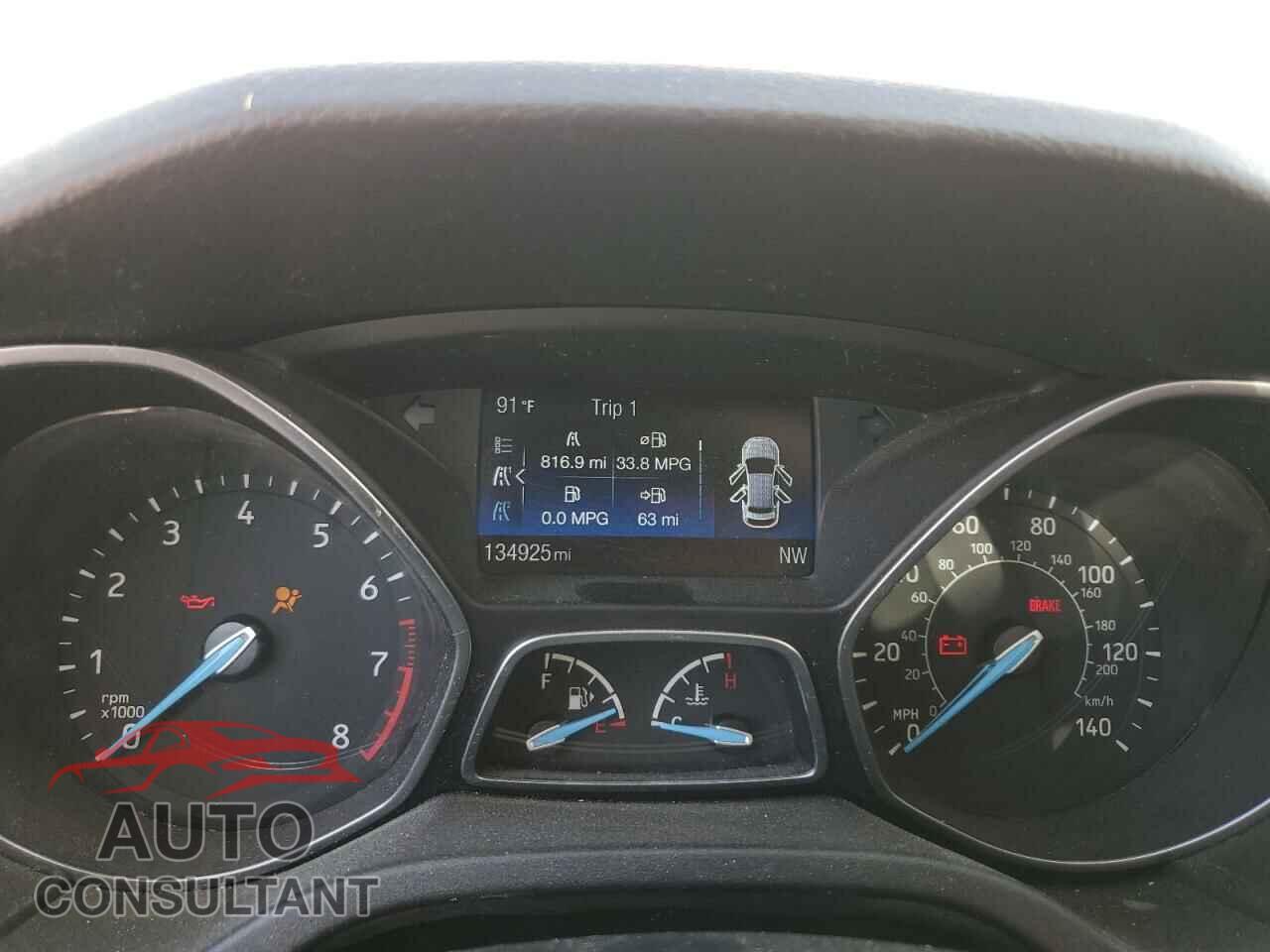 FORD FOCUS 2015 - 1FADP3F26FL348356