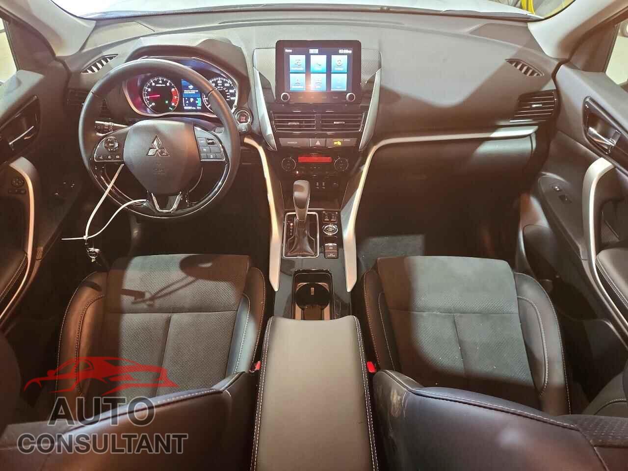 MITSUBISHI ECLIPSE 2025 - JA4ATWAA7SZ015027