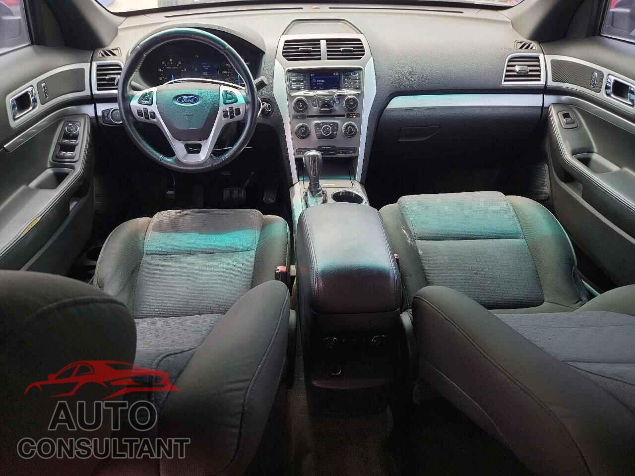 FORD EXPLORER 2015 - 1FM5K7D85FGA14321