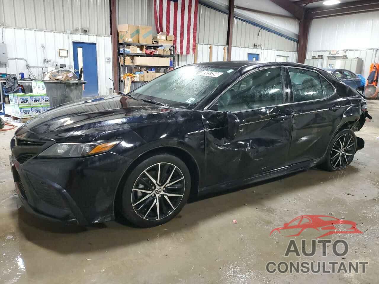 TOYOTA CAMRY 2021 - 4T1G11BK4MU043315