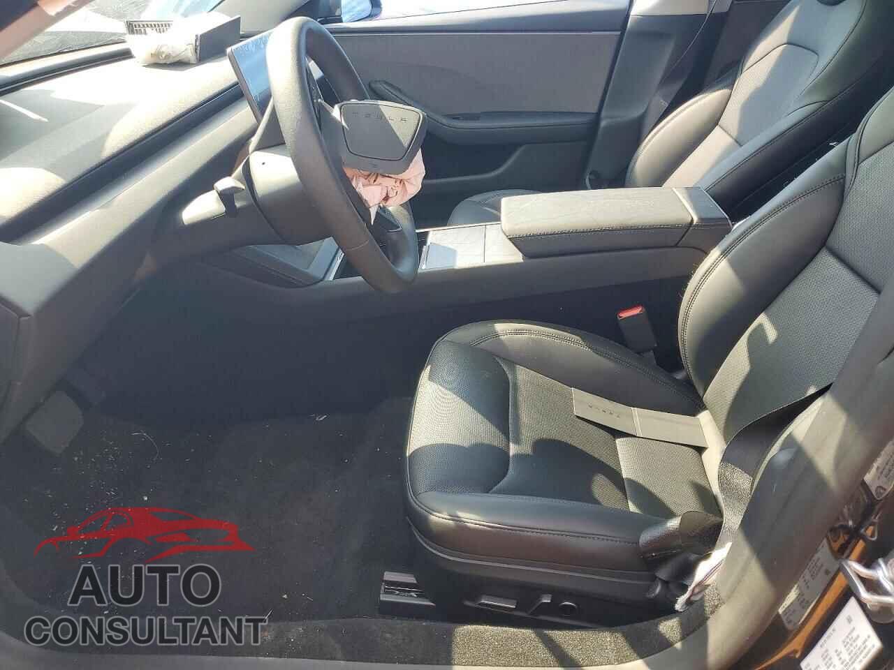 TESLA MODEL 3 2026 - 5YJ3E1EA4TF147501