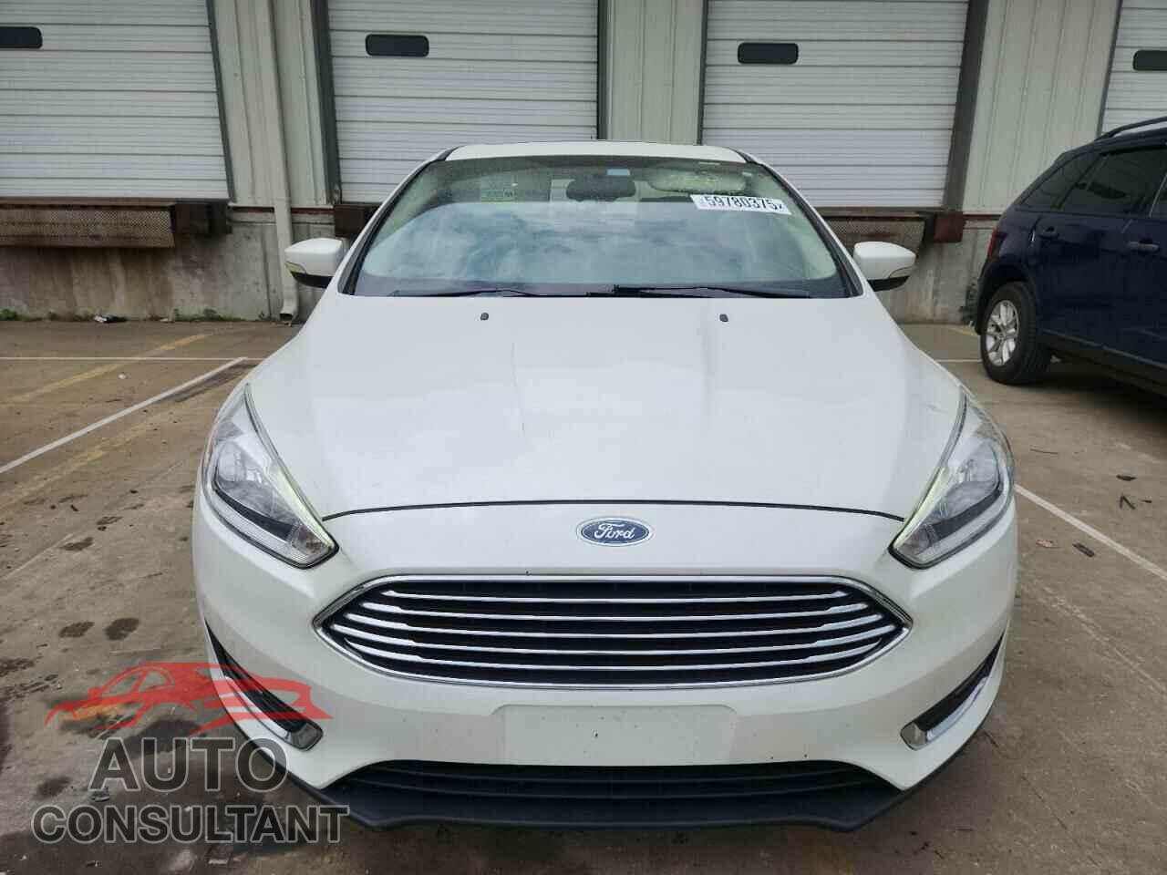 FORD FOCUS 2018 - 1FADP3J26JL252971