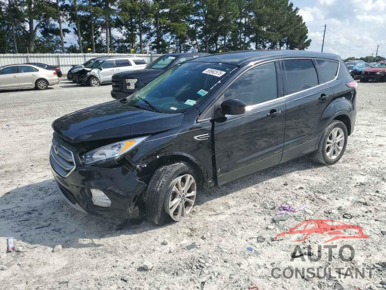 FORD ESCAPE 2017 - 1FMCU0GDXHUA88131