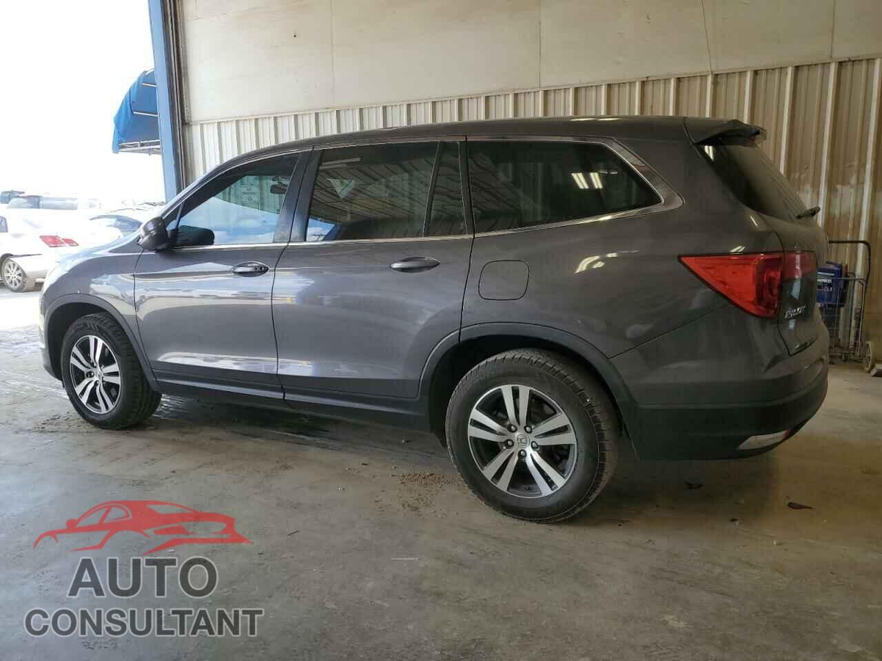 HONDA PILOT 2017 - 5FNYF5H38HB041230