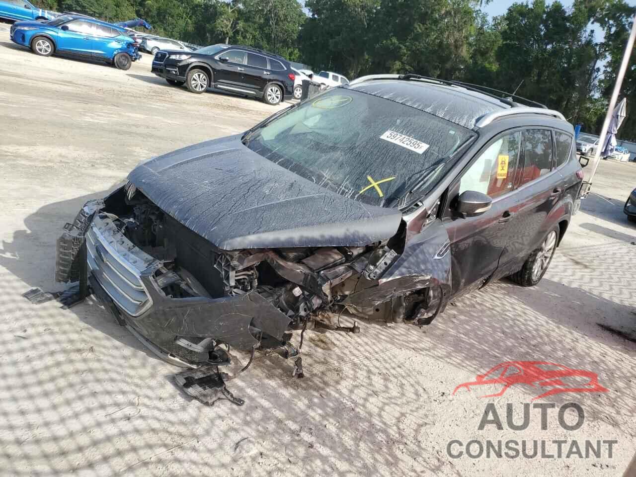 FORD ESCAPE 2017 - 1FMCU9J98HUE72806