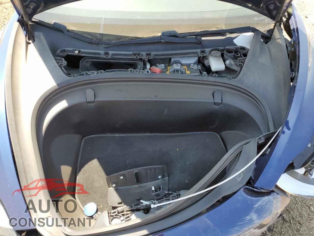 TESLA MODEL 3 2017 - 5YJ3E1EA6HF003066