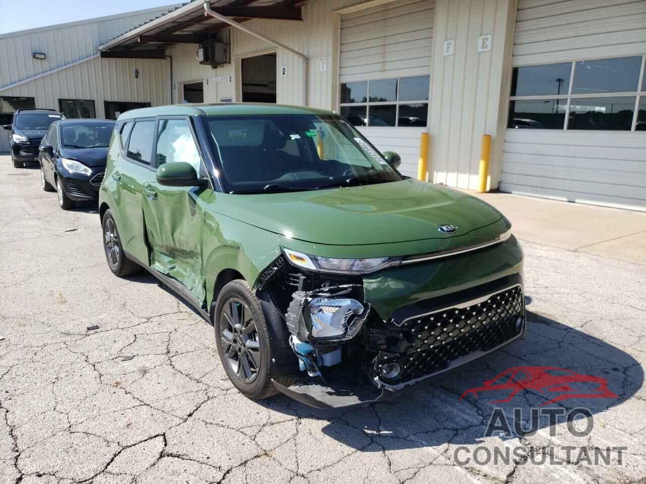 KIA SOUL 2021 - KNDJ33AU7M7135018