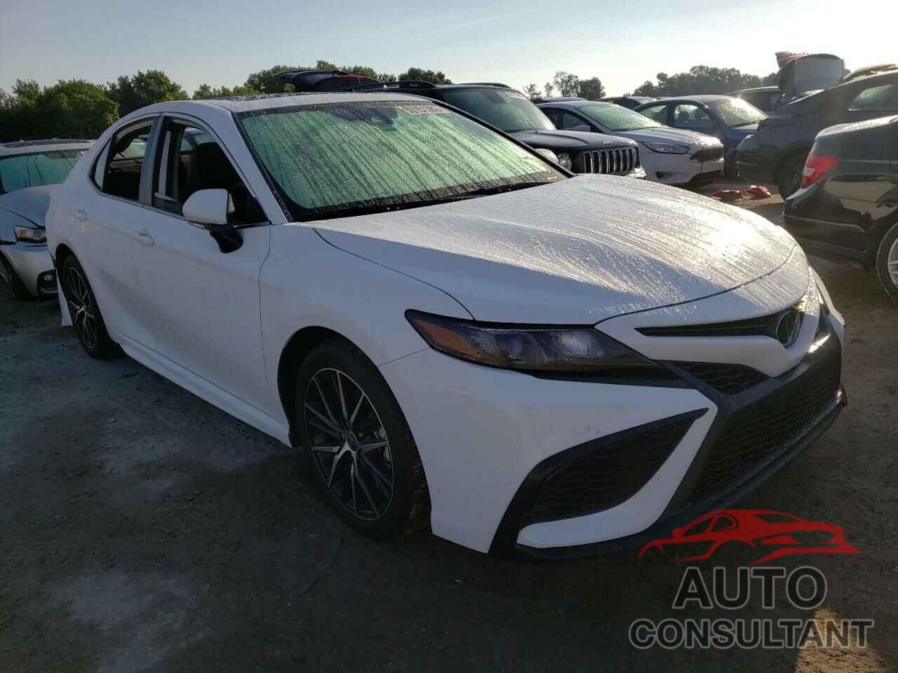 TOYOTA CAMRY 2022 - 4T1T11AK7NU637527