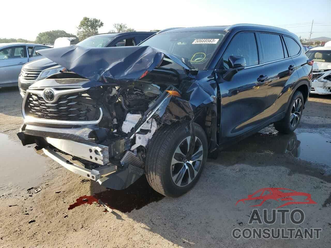 TOYOTA HIGHLANDER 2022 - 5TDGZRAH1NS103834