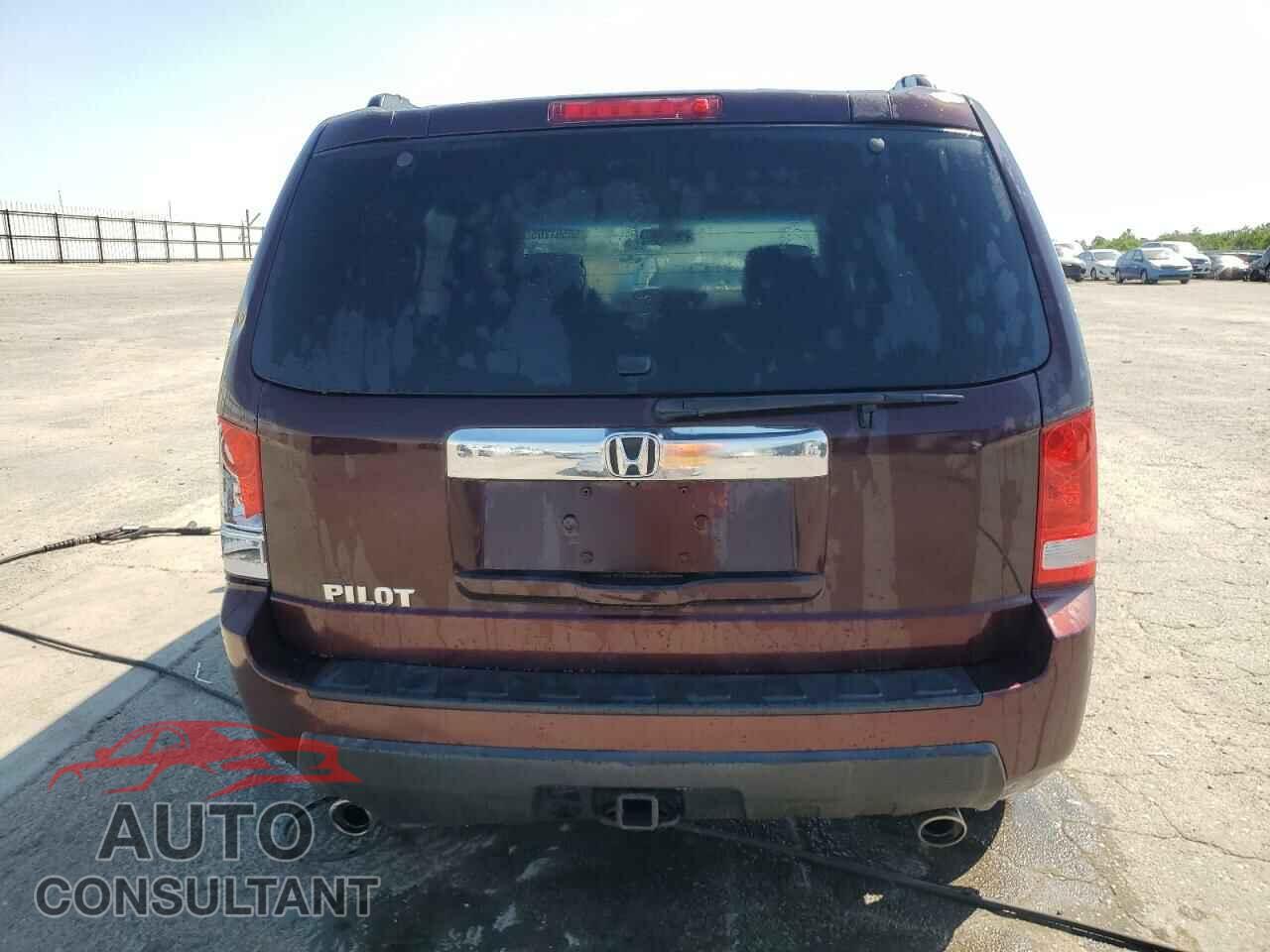 HONDA PILOT 2011 - 5FNYF3H59BB047597