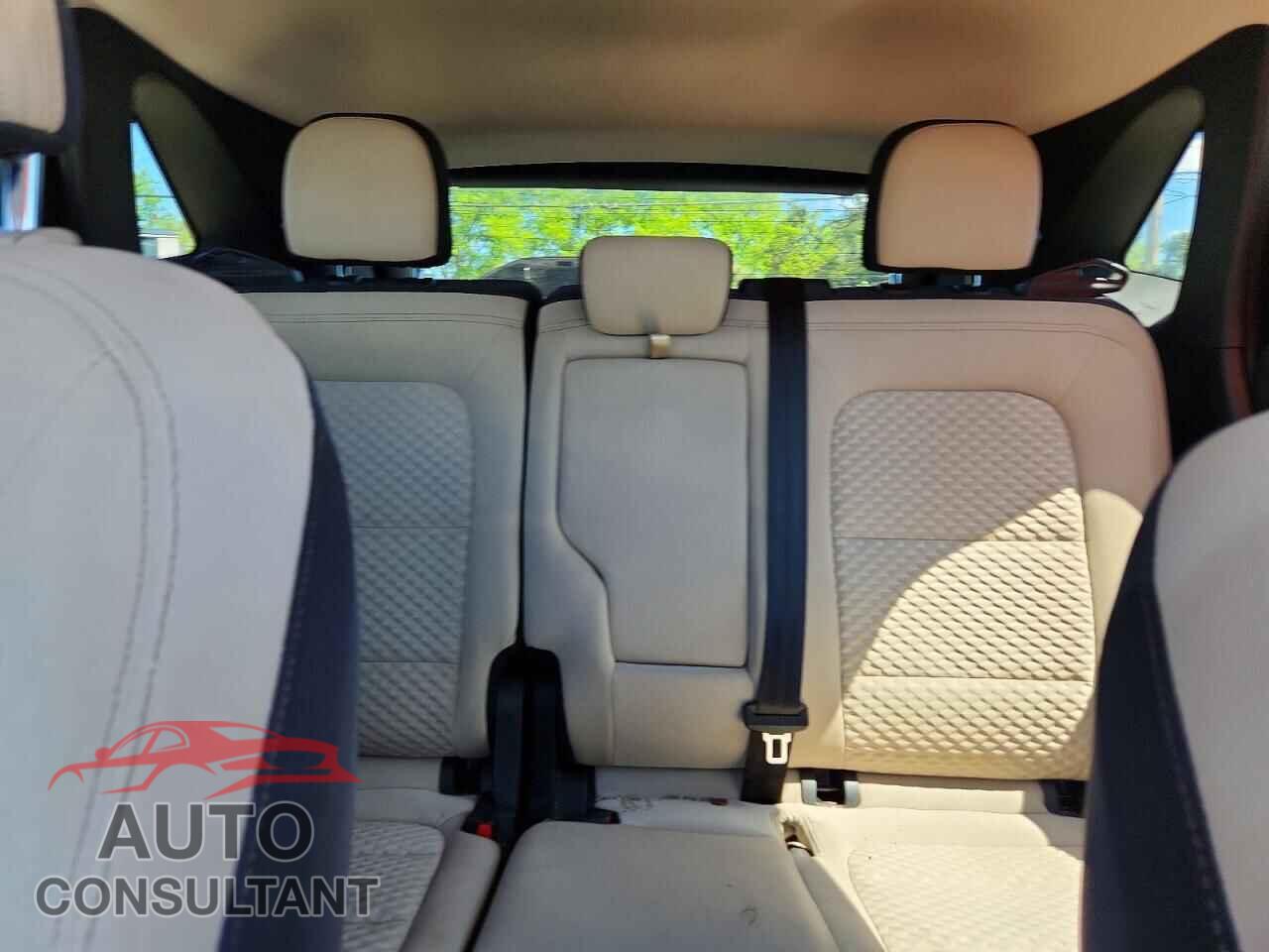 FORD ESCAPE 2020 - 1FMCU0G60LUA28367