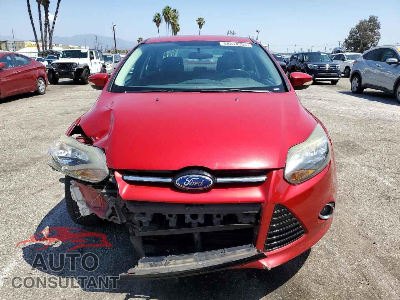 FORD FOCUS 2012 - 1FAHP3J22CL429441