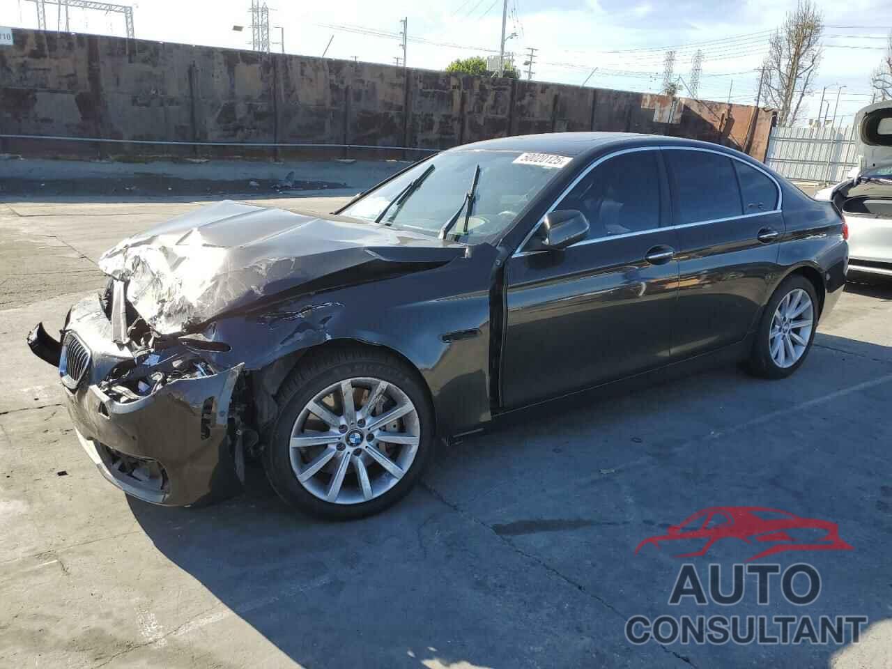 BMW 5 SERIES 2014 - WBAXA5C58ED691145