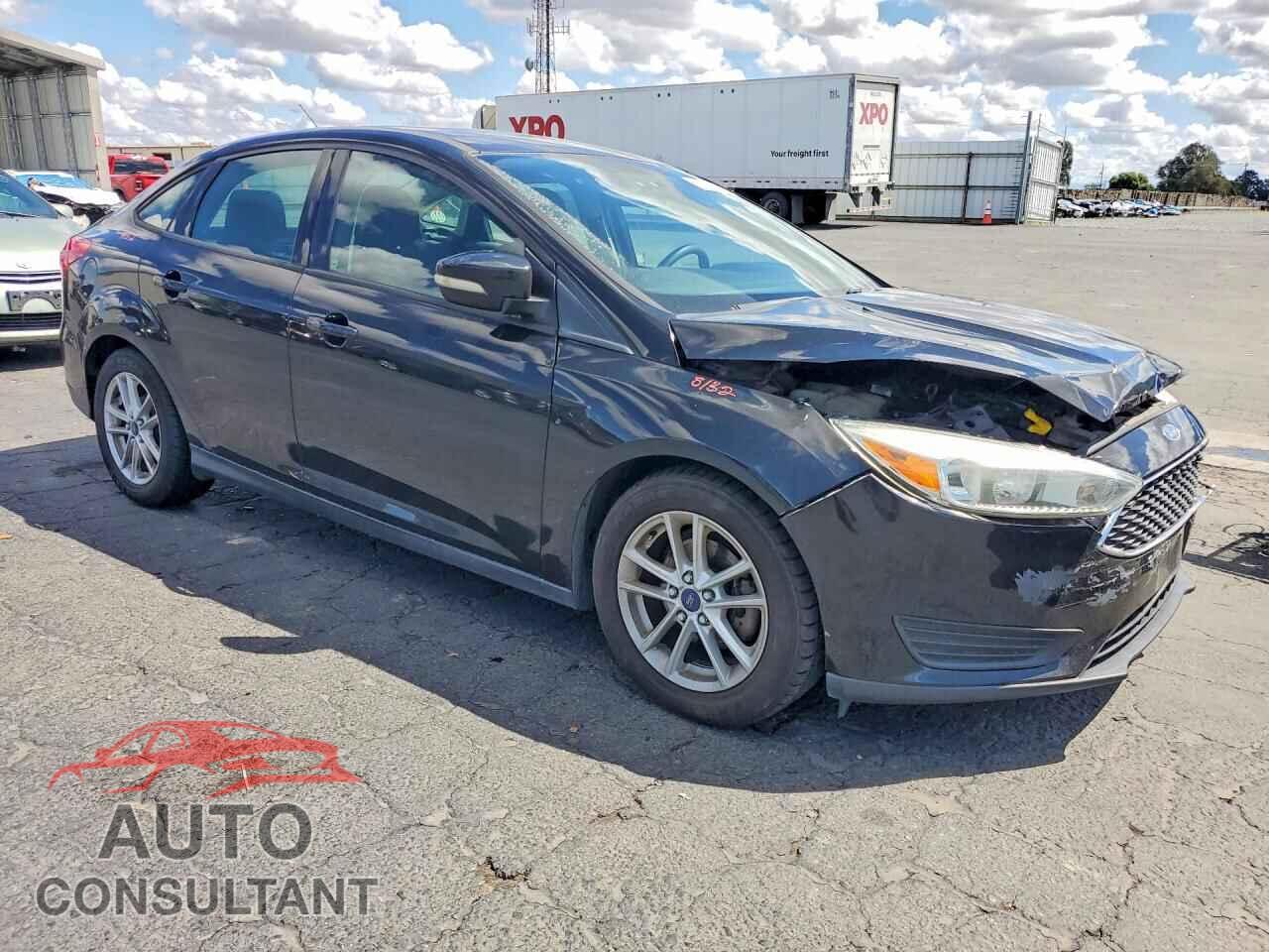 FORD FOCUS 2015 - 1FADP3F21FL217223