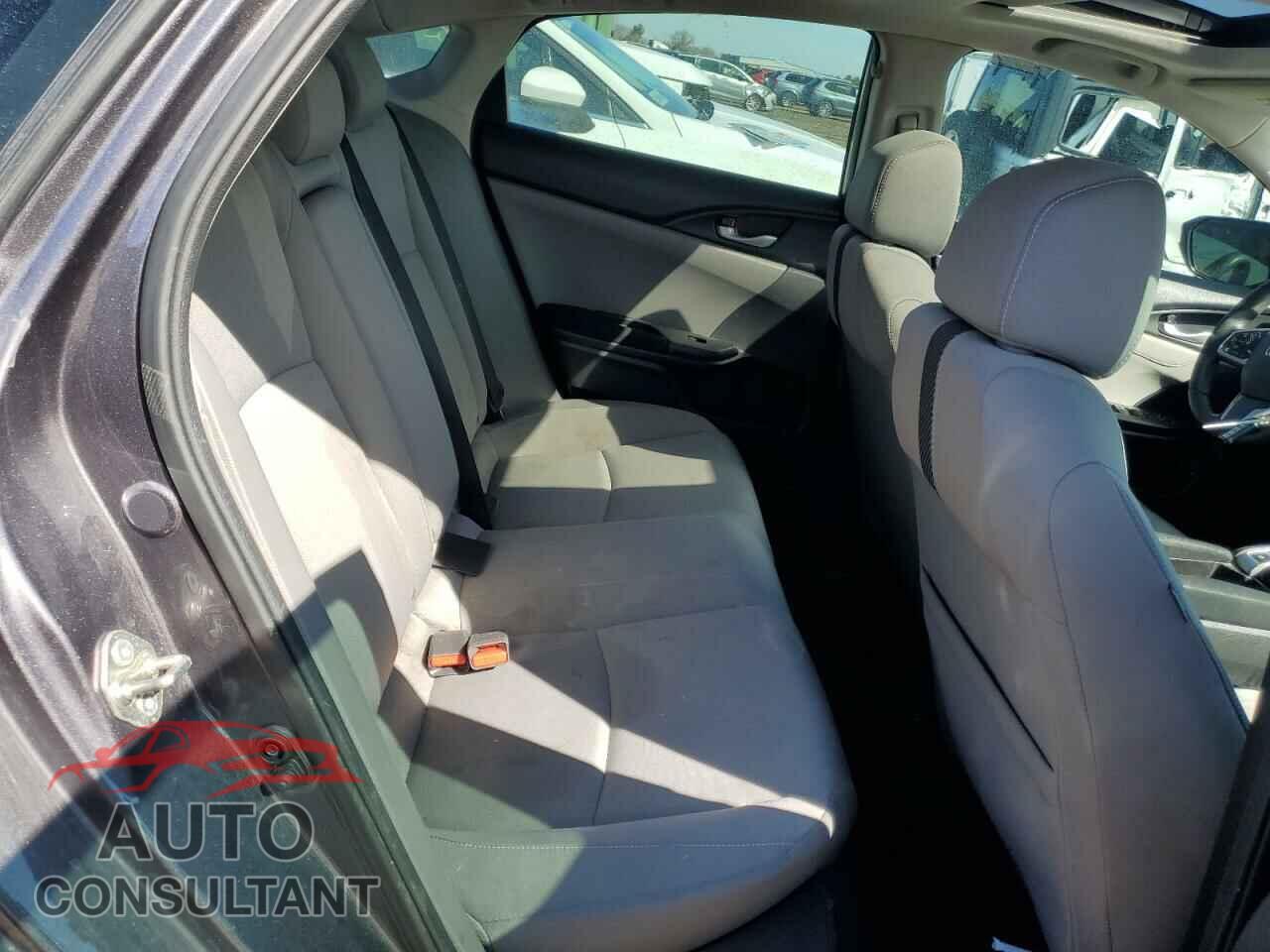 HONDA CIVIC 2017 - 19XFC2F71HE005356