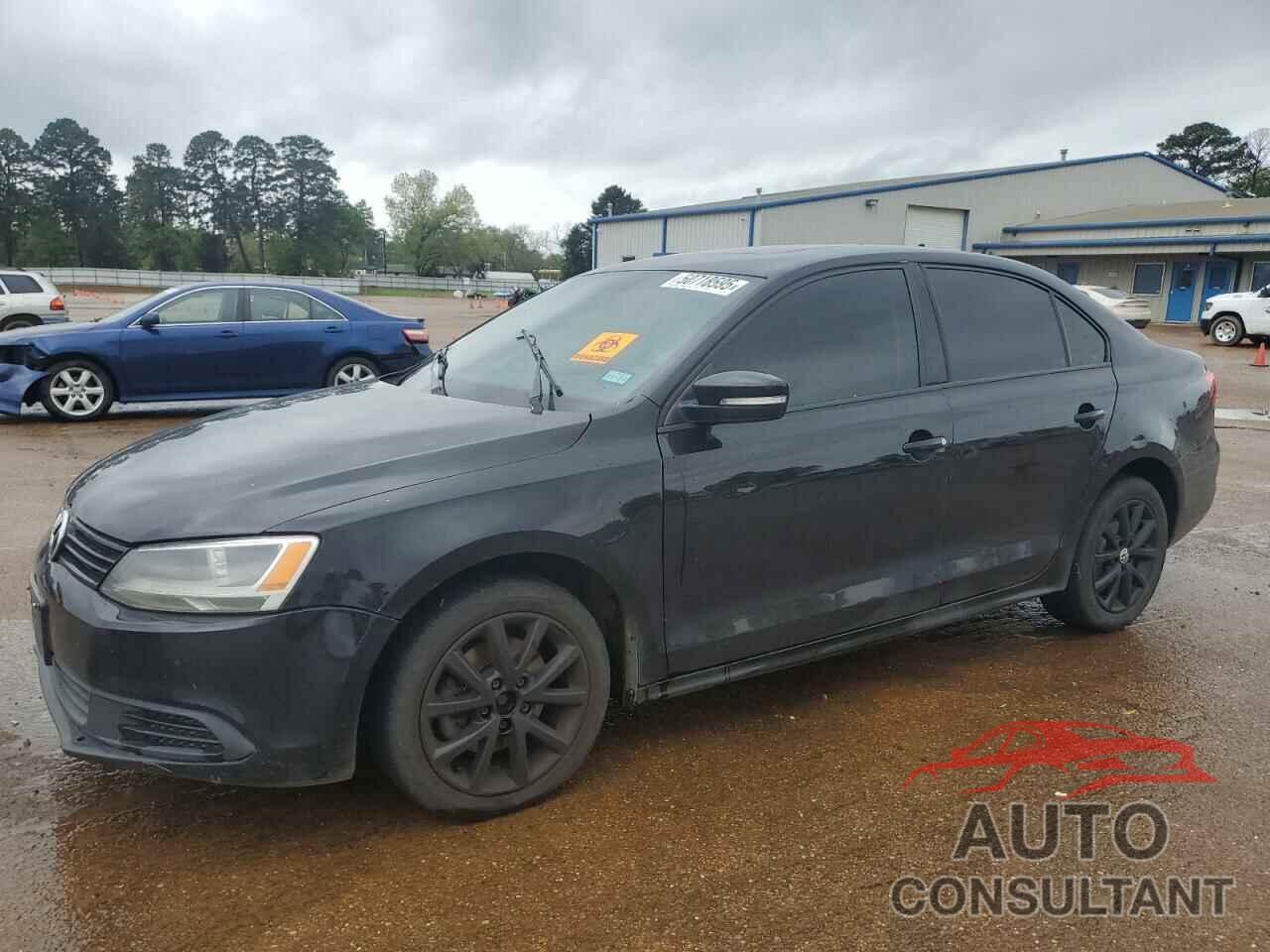 VOLKSWAGEN JETTA 2011 - 3VWDZ7AJXBM318518