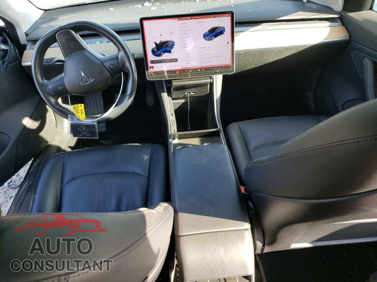TESLA MODEL 3 2017 - 5YJ3E1EA6HF001995